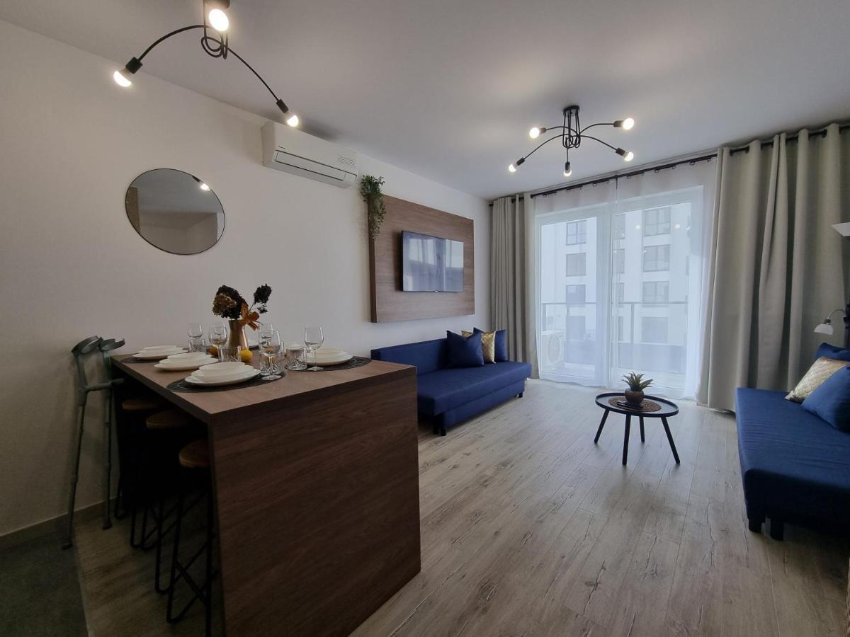 Q Apart Enter- Klimatyzowany 2 Pokojowy Apartament Przy Manufakturze Z Garazem Gratis, Fv Лодзь Экстерьер фото